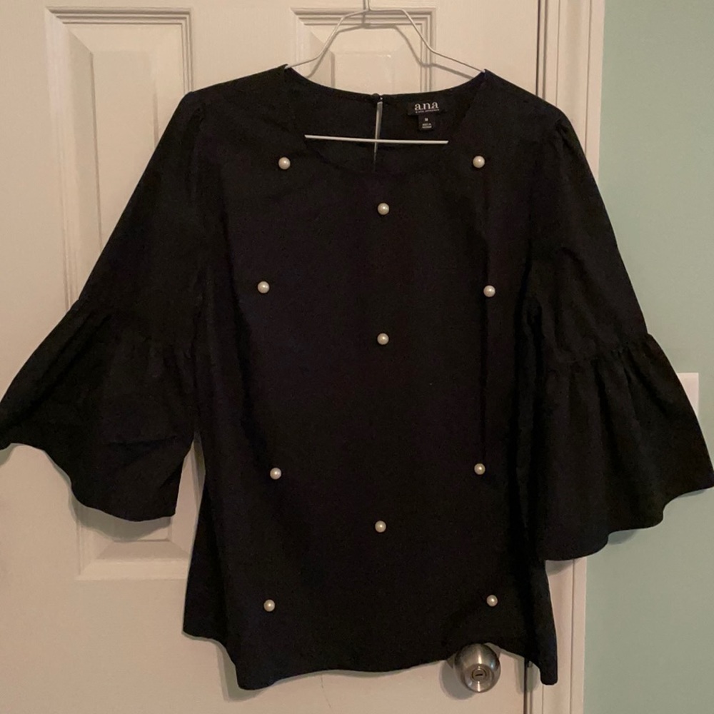 Black Top w/ Pearl Details